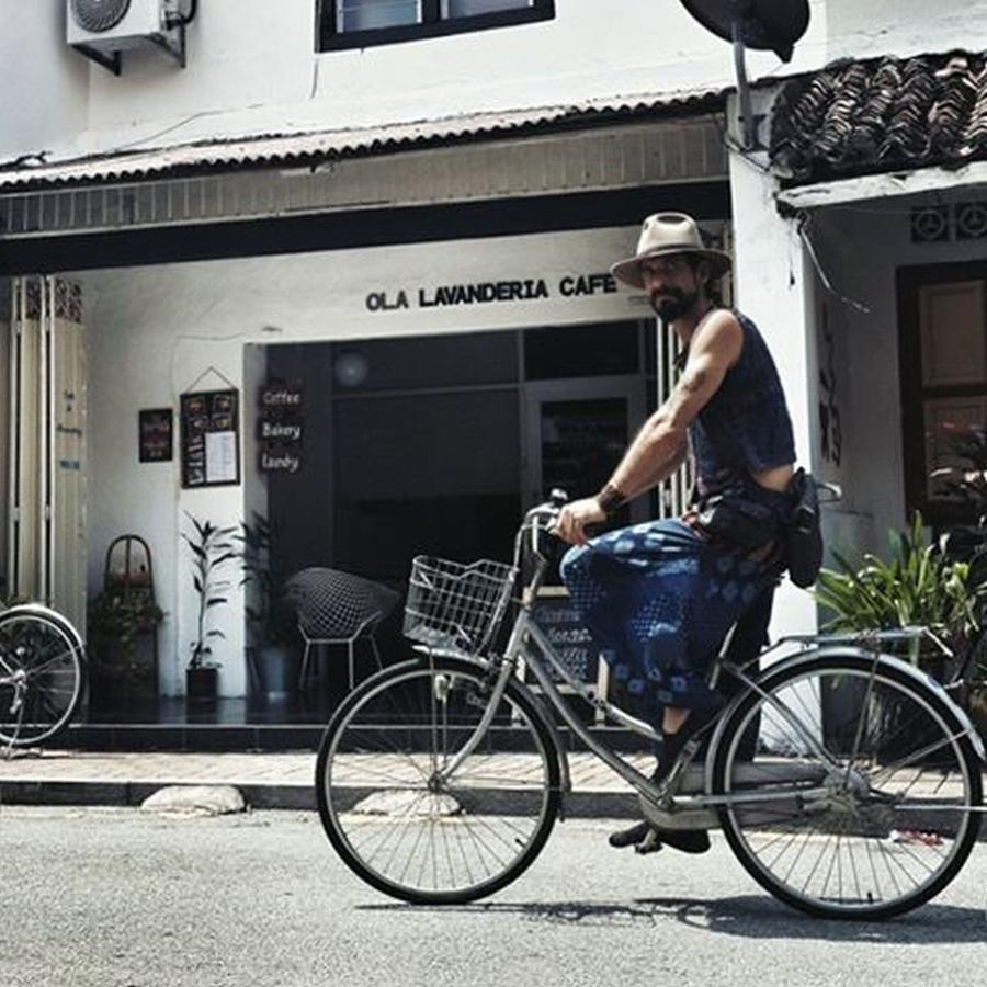 Ola Lavanderia Cafe Malacca Екстериор снимка