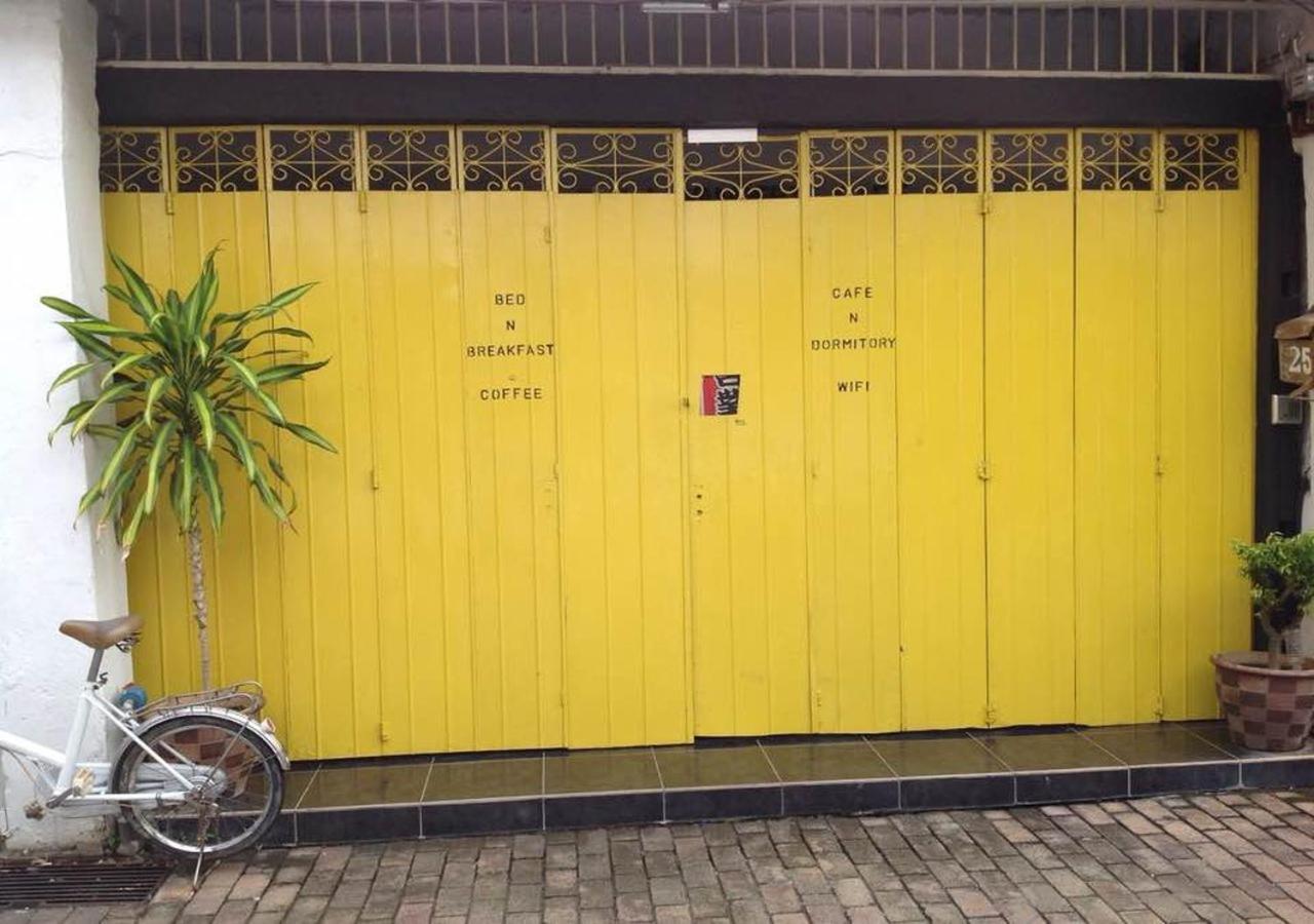 Ola Lavanderia Cafe Malacca Екстериор снимка
