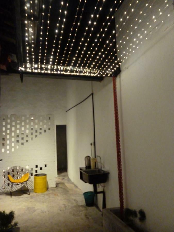 Ola Lavanderia Cafe Malacca Екстериор снимка